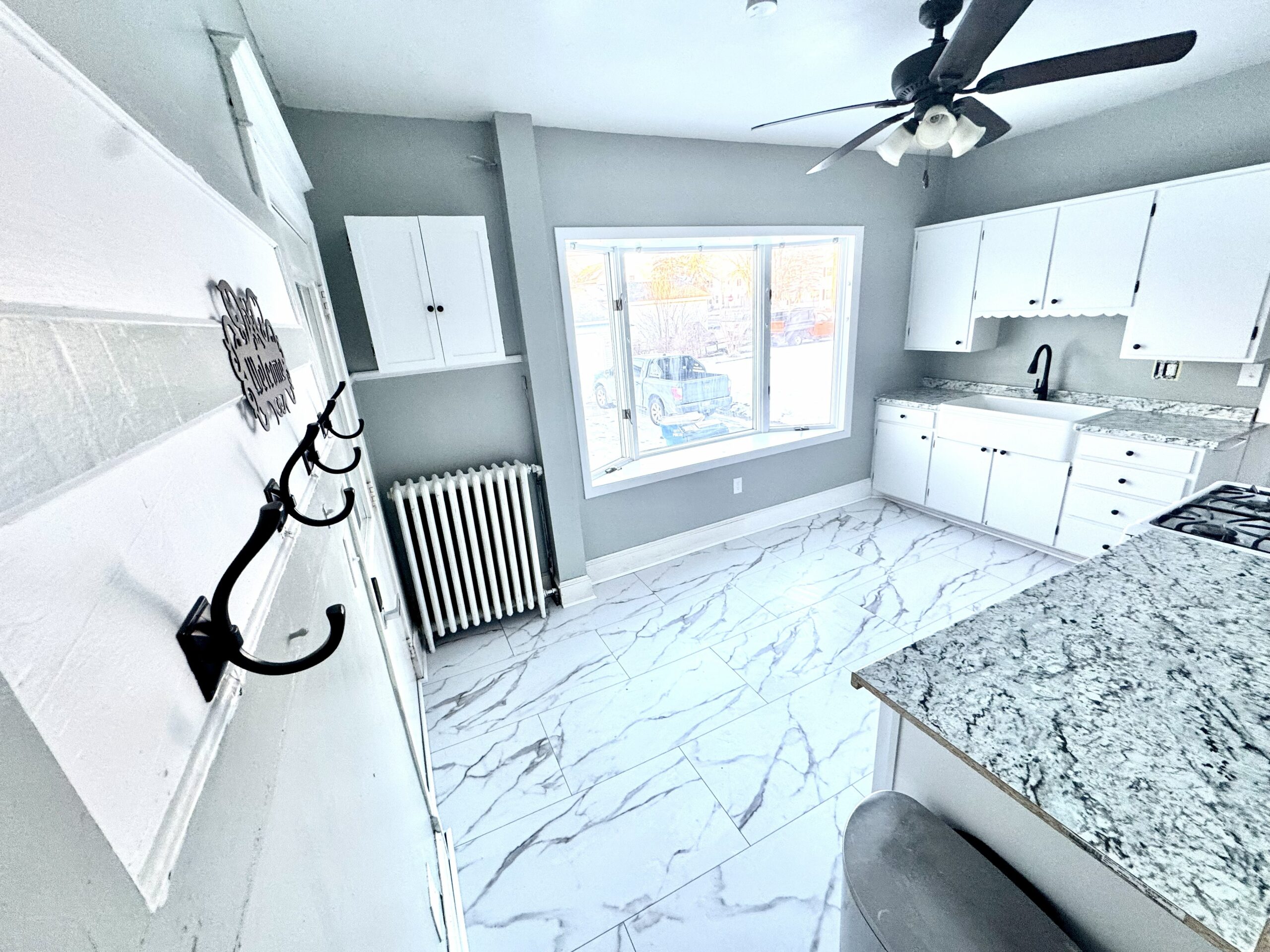 Historic Pauquette 5bd Portage Place