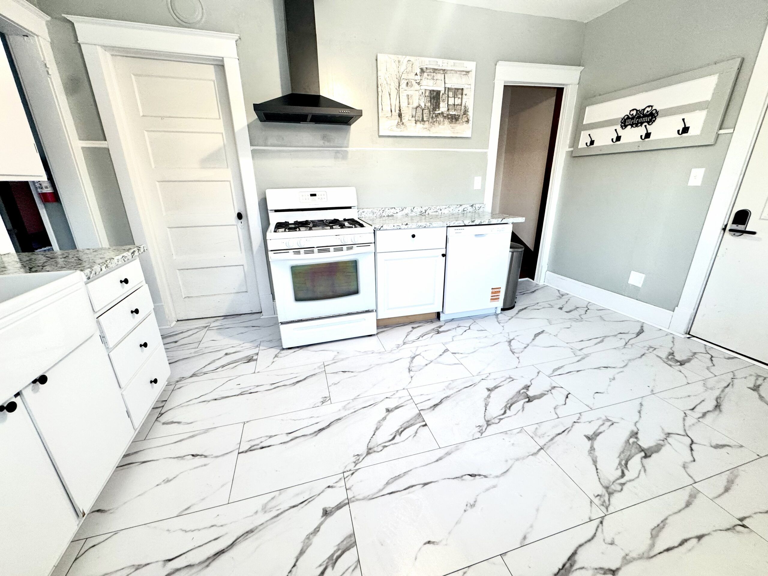 Historic Pauquette 5bd Portage Place