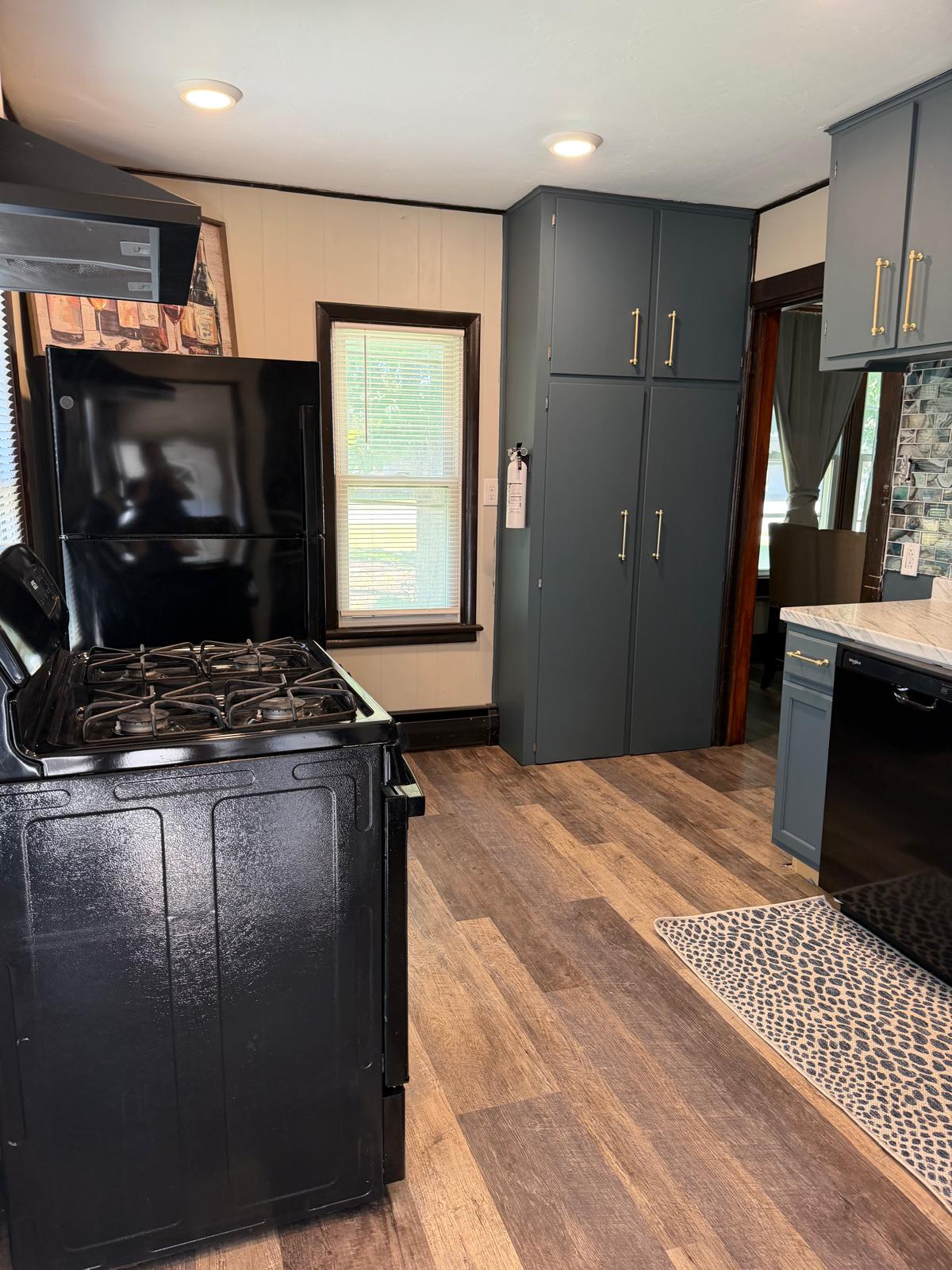 Ashland Acres Spacious Group 5BDRM
