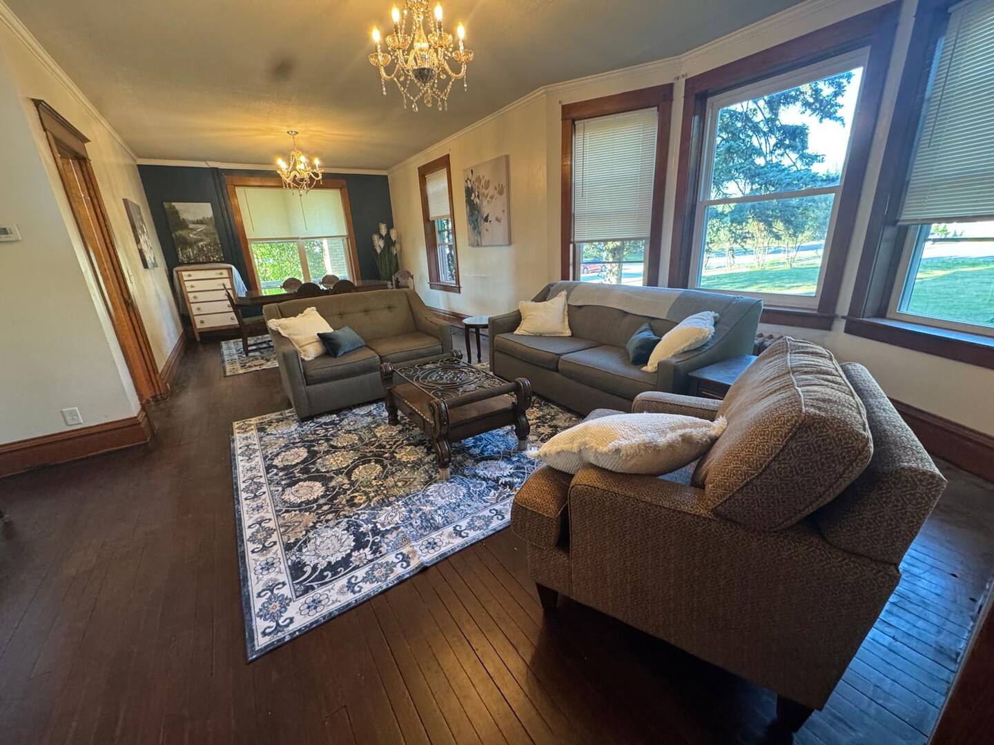 Historic 7-Bedroom Mansion | Brillion, Wisconsin | Sleeps 14
