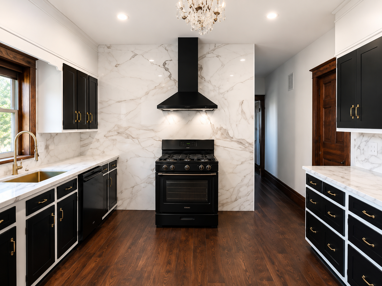 Historic 7-Bedroom Mansion | Brillion, Wisconsin | Sleeps 14