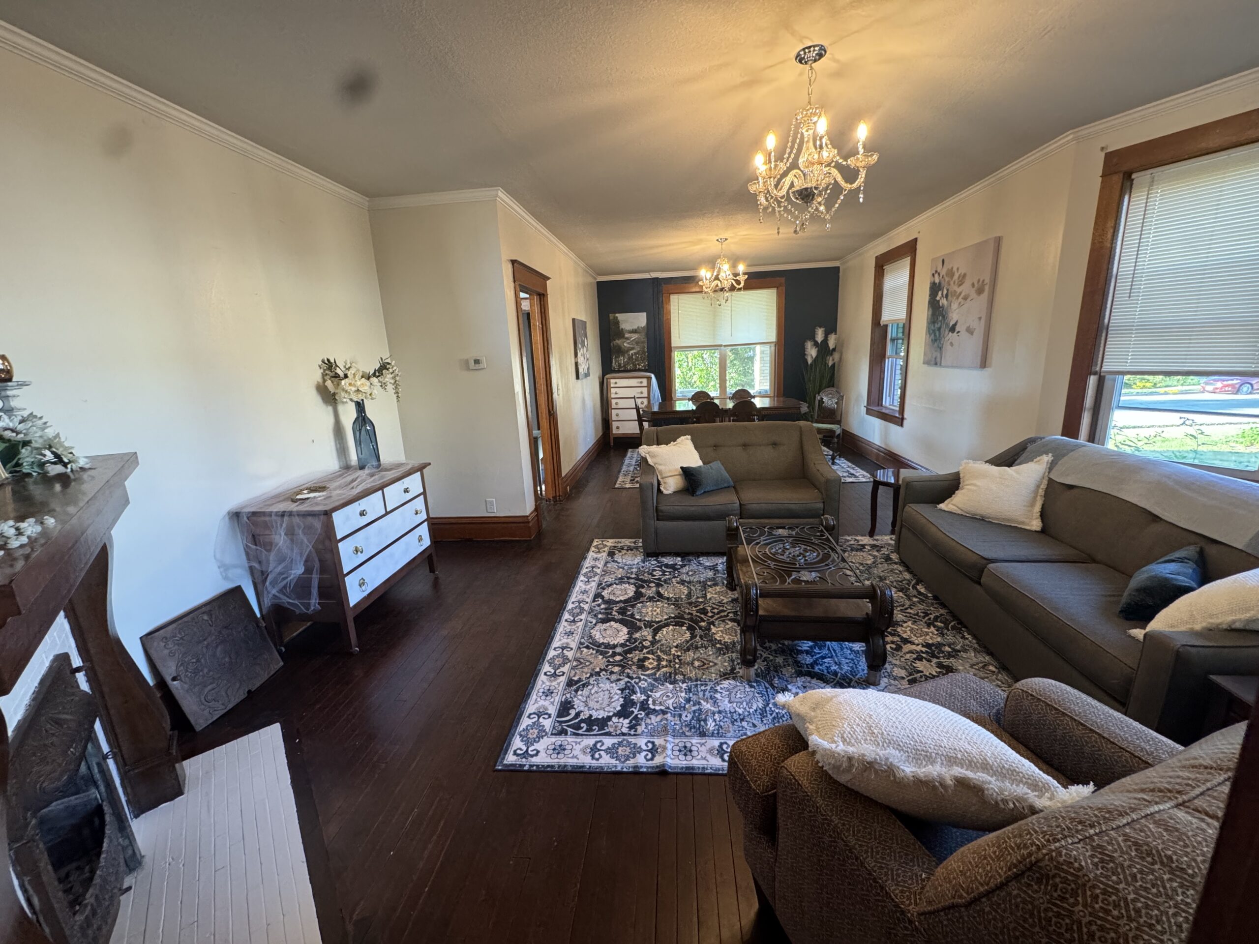 Historic 7-Bedroom Mansion | Brillion, Wisconsin | Sleeps 14