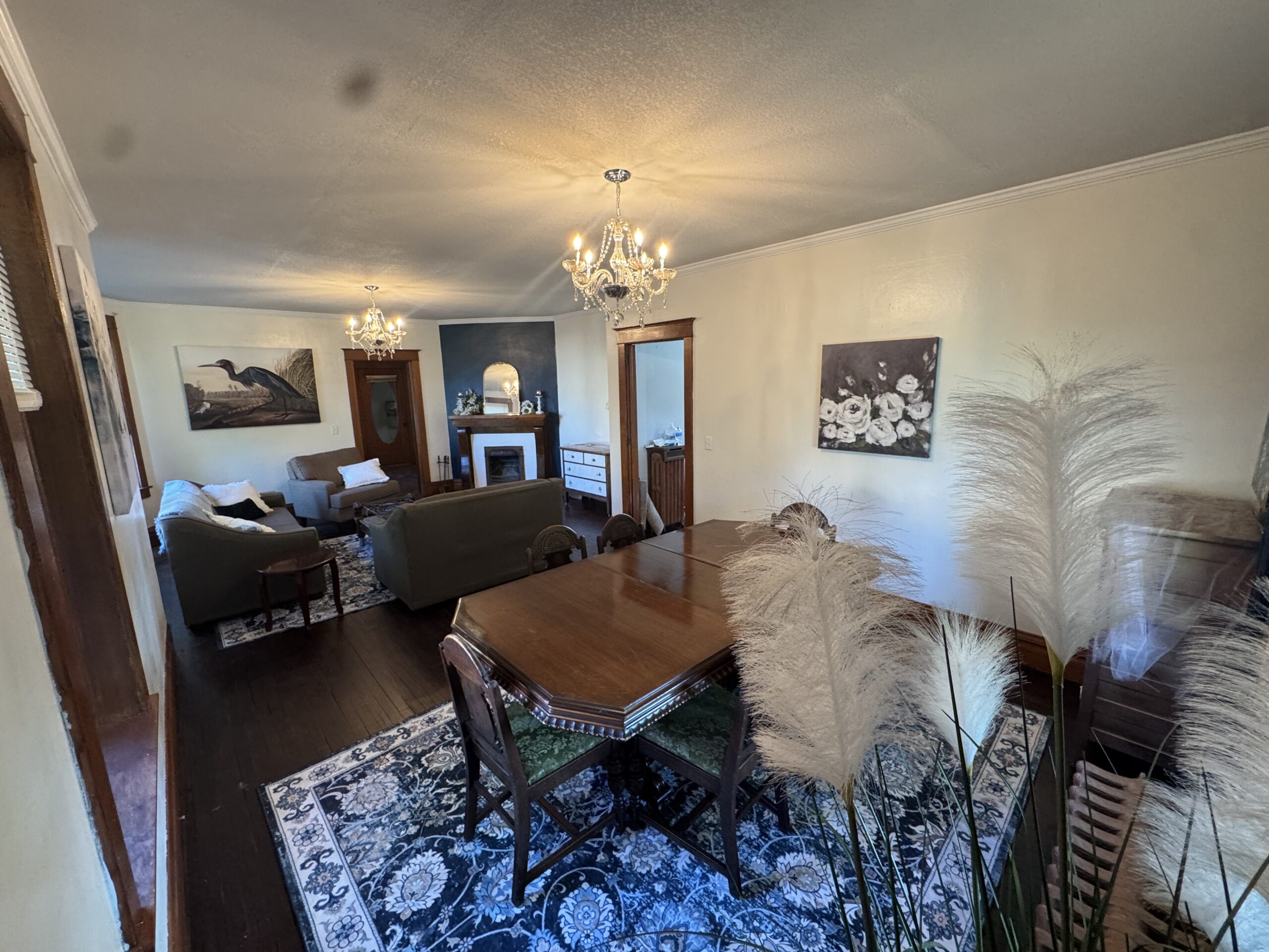 Historic 7-Bedroom Mansion | Brillion, Wisconsin | Sleeps 14