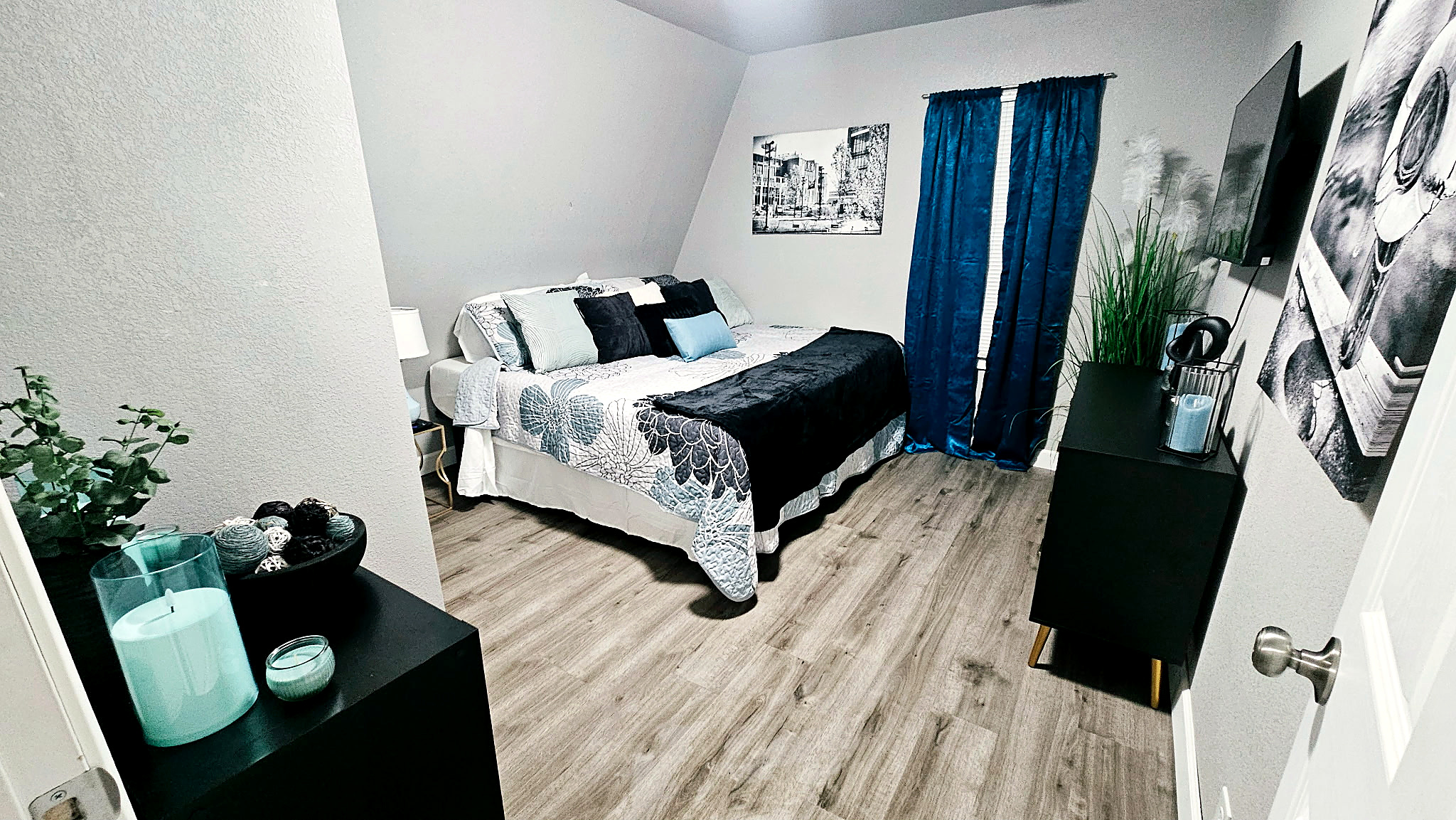 Decked on Day | Upper 2 Bedroom Duplex with Huge Private Deck